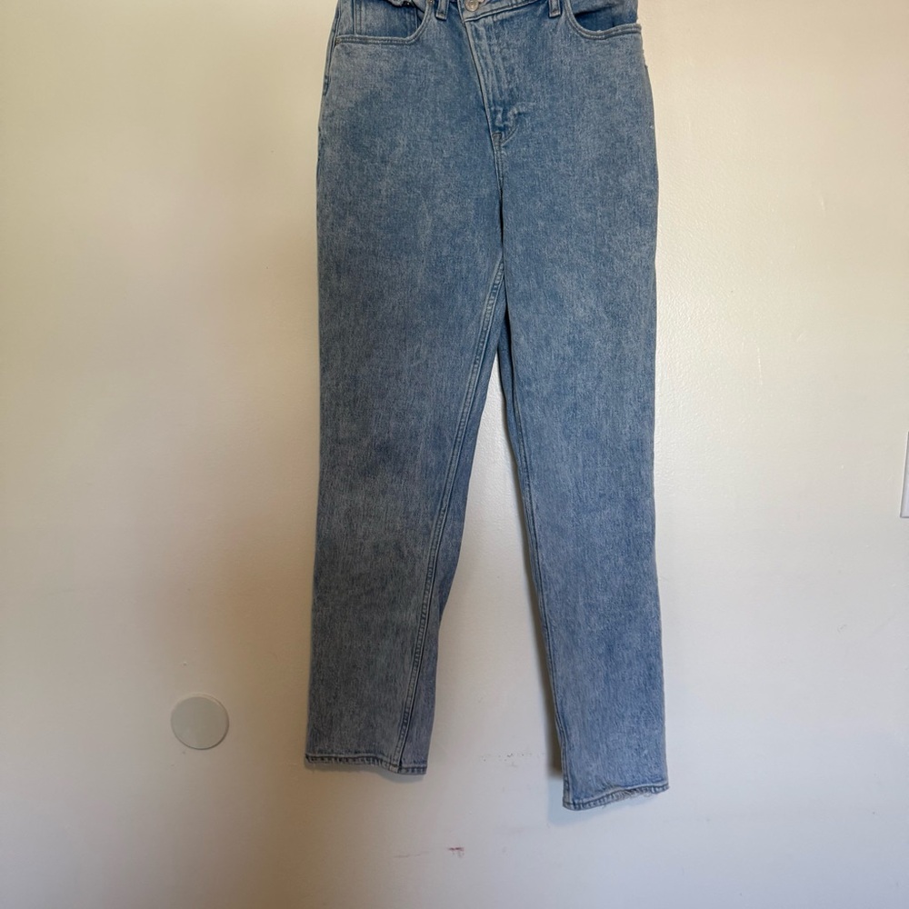 Abercrombie & Fitch High-Rise Light Blue Jeans - Picture 2 of 6